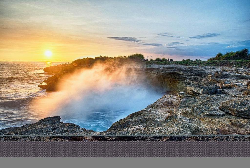 Batu Karang Lembongan Resort & Spa Exterior photo