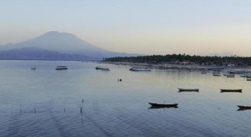 Batu Karang Lembongan Resort & Spa Exterior photo