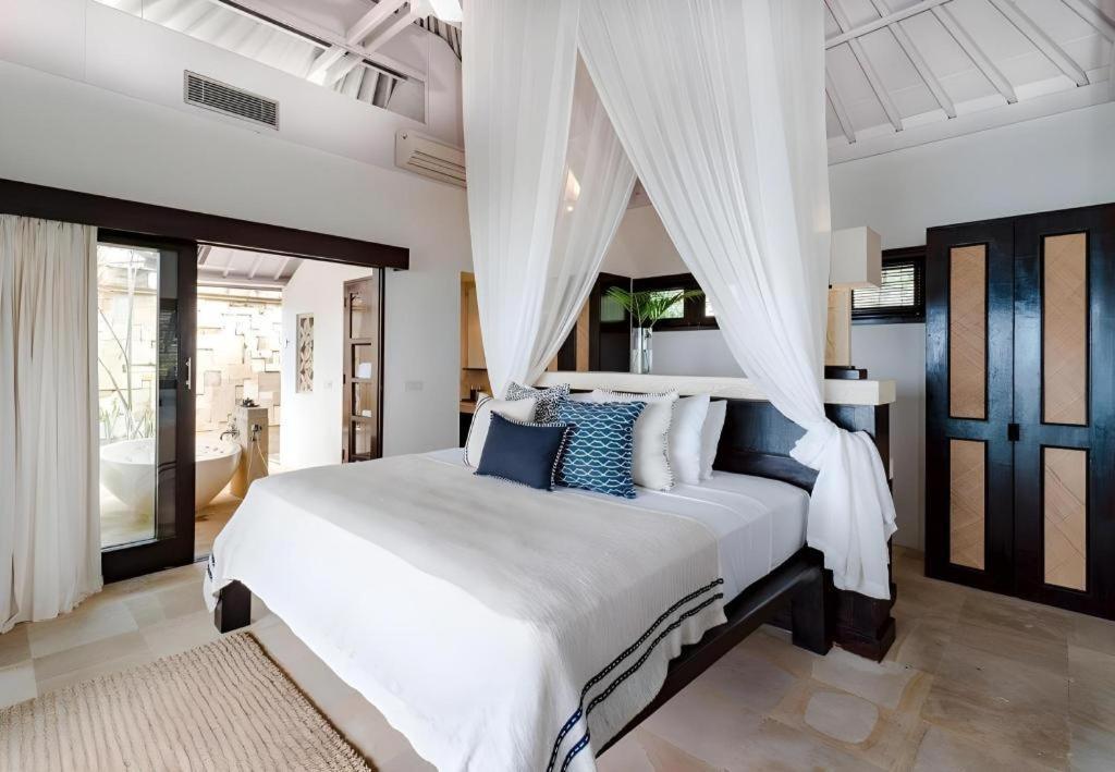 Batu Karang Lembongan Resort & Spa Nusa Lembongan  Exterior photo